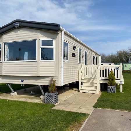 Tattershall Lakes Kingfisher Caravan 8 Berth With Hot Tub & Wifi 外观 照片
