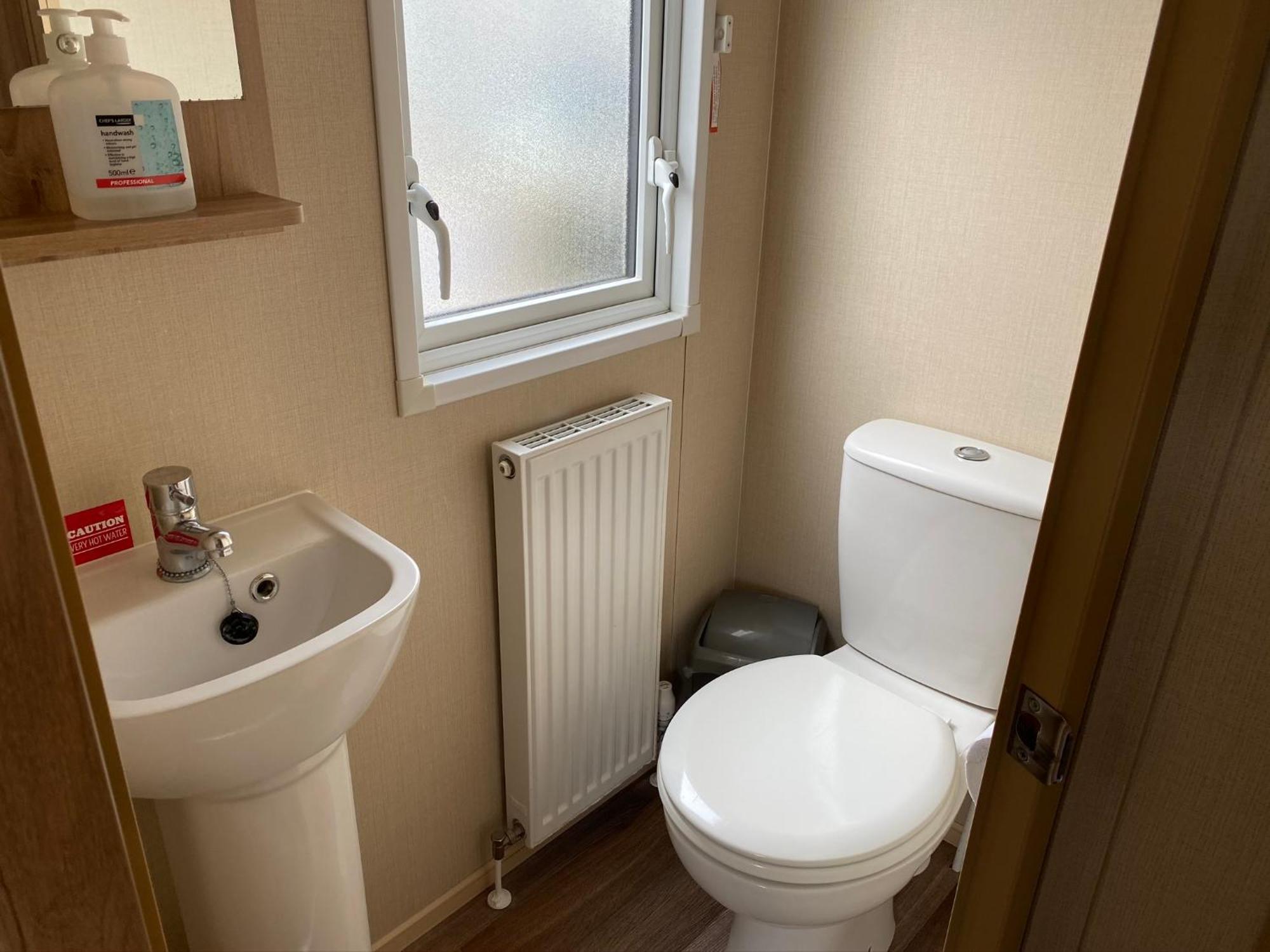 Tattershall Lakes Kingfisher Caravan 8 Berth With Hot Tub & Wifi 外观 照片
