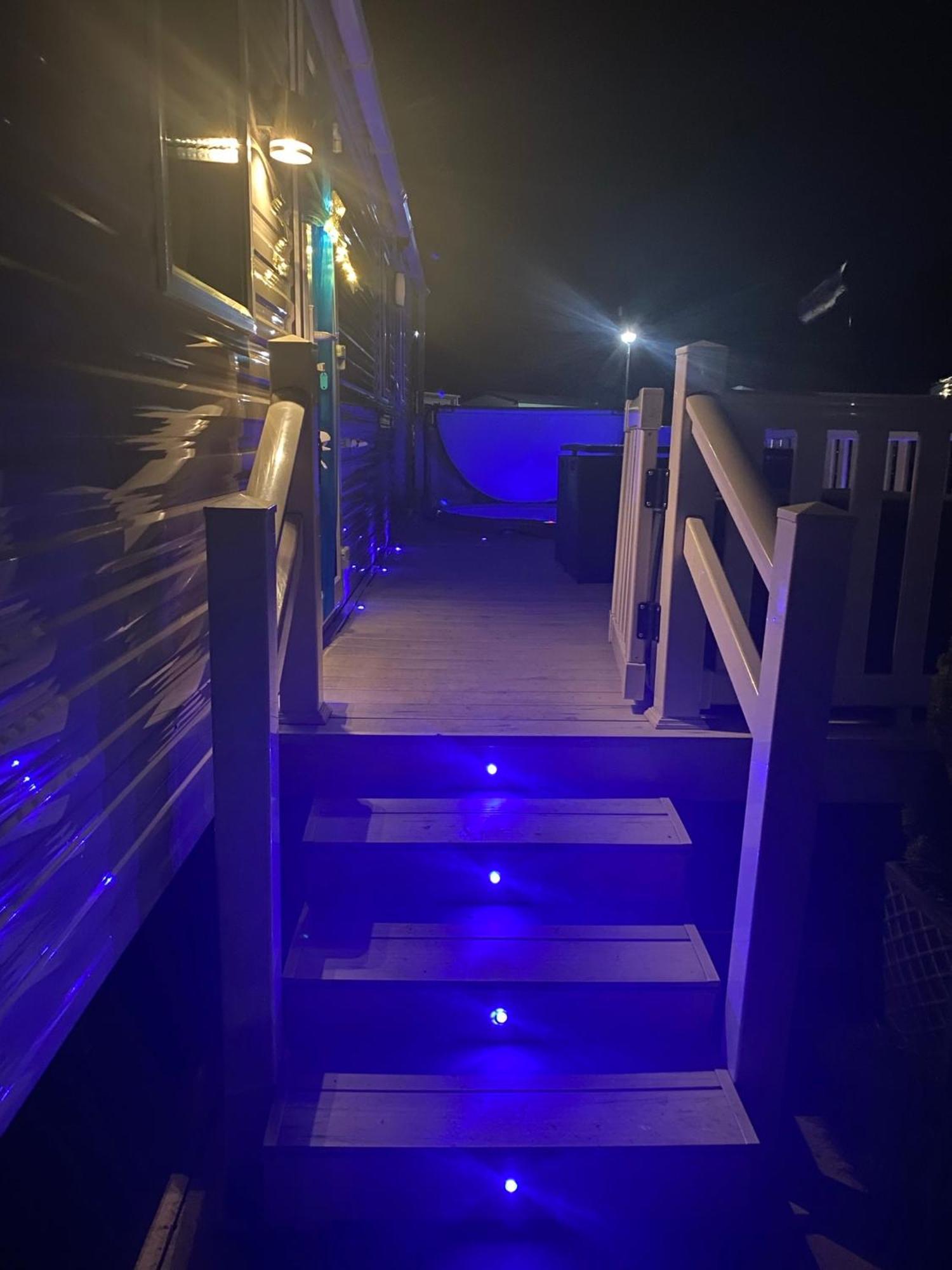Tattershall Lakes Kingfisher Caravan 8 Berth With Hot Tub & Wifi 外观 照片